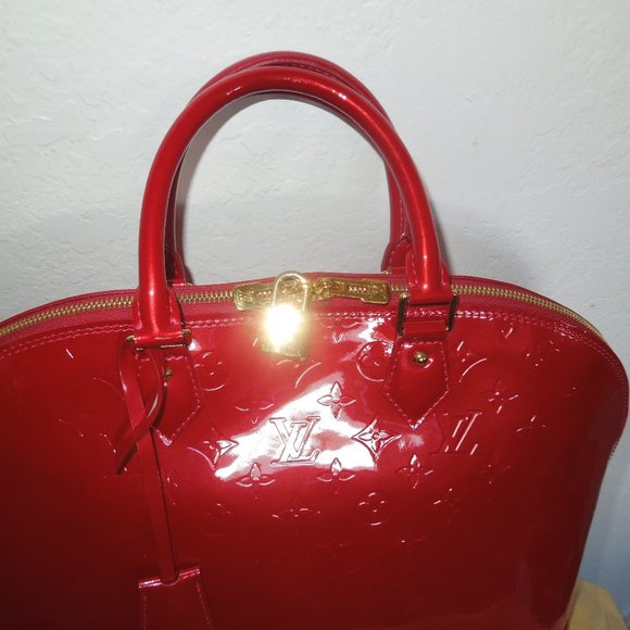 Authentic Louis Vuitton Red Vernis Alma Bag Purse. - Picture 3 of 12